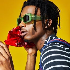 Meet your Posher, Luis